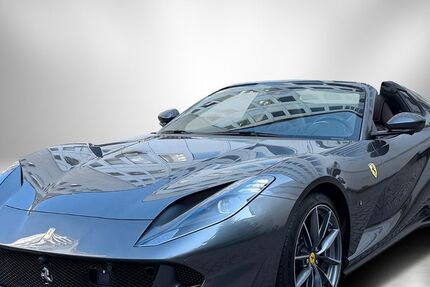 Ferrari 812 1.870 km 429.850 &euro; Berlin 10777