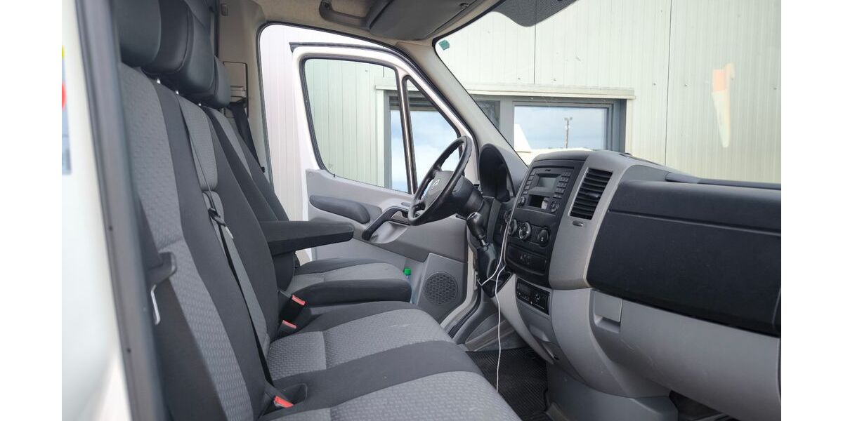 VW Crafter 192.000 km 13.800 &euro; Hambühren 29313