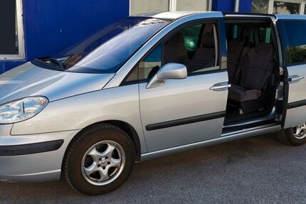 Peugeot 807 190.000 km 3.000 &euro; Berlin 13405