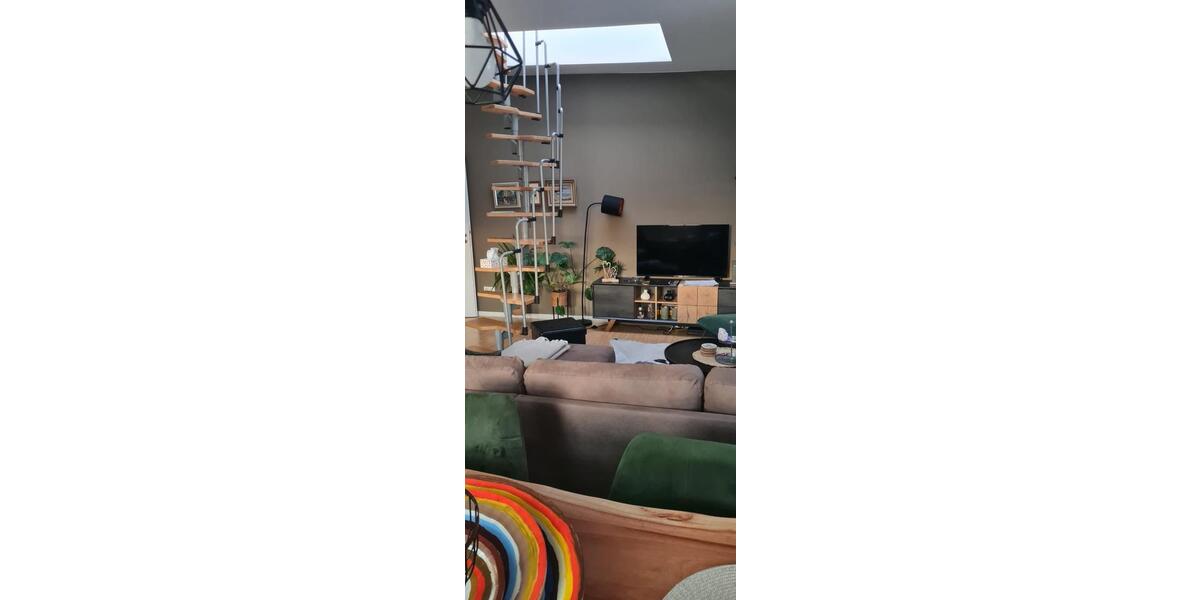 Dachgeschoßwohnung Kumhausen - 3 Zimmer, 79 m&sup2;, 1.100&euro; | Angebot:26398521