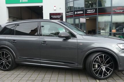 Audi Q7 35.158 km 59.800 € Berlin 13156
