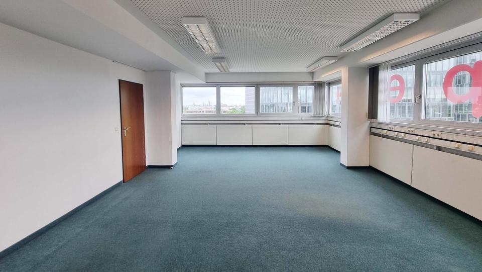 helles Eck-Atelier, Büro- und Kreativraum über München