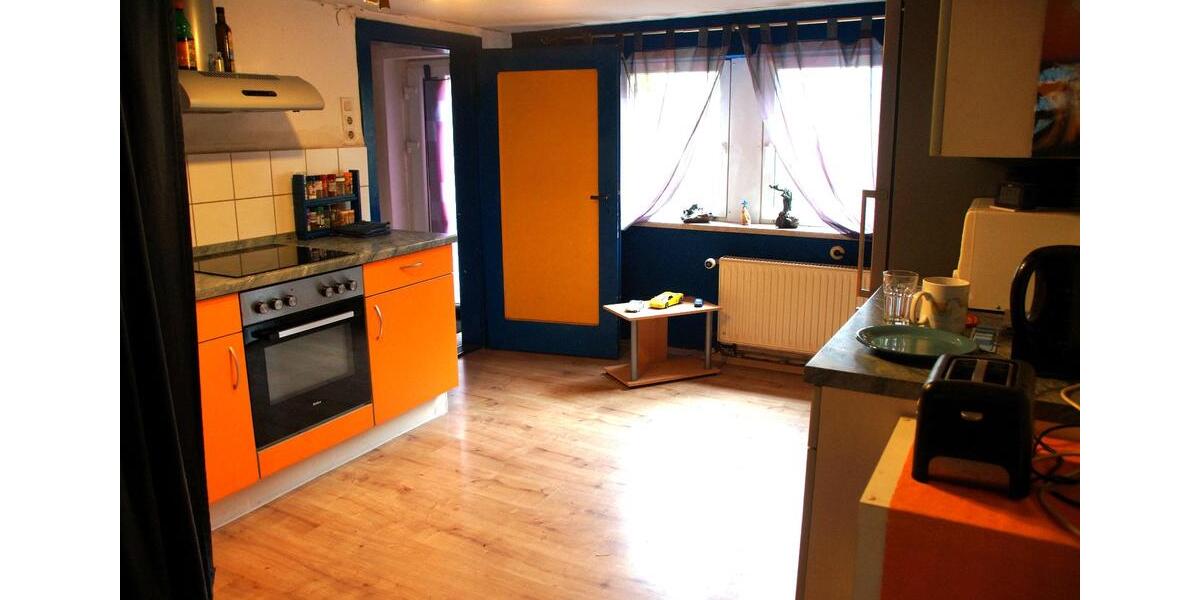 Einfamilienhaus Albersweiler - 7 Zimmer, 192 m&sup2;, 260.000&euro; | Angebot:26549392