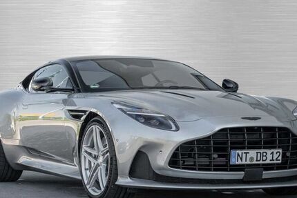Aston Martin DB12
