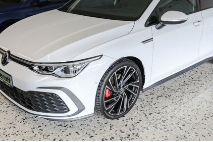 VW Golf 110.849 km 23.780 &euro; Eschershausen 37632