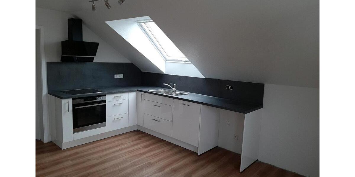 Dachgeschoßwohnung Heilbronn Böckingen - 2 Zimmer, 56 m&sup2;, 820&euro; | Angebot:25995004