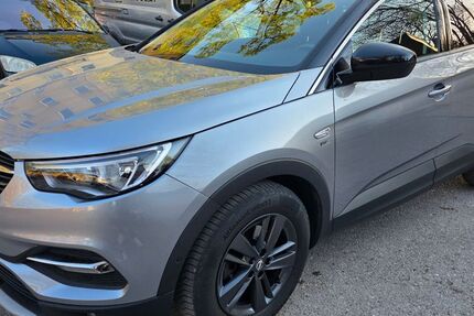 Opel Grandland (X) 159.232 km 11.999 &euro; Rosenheim 83026