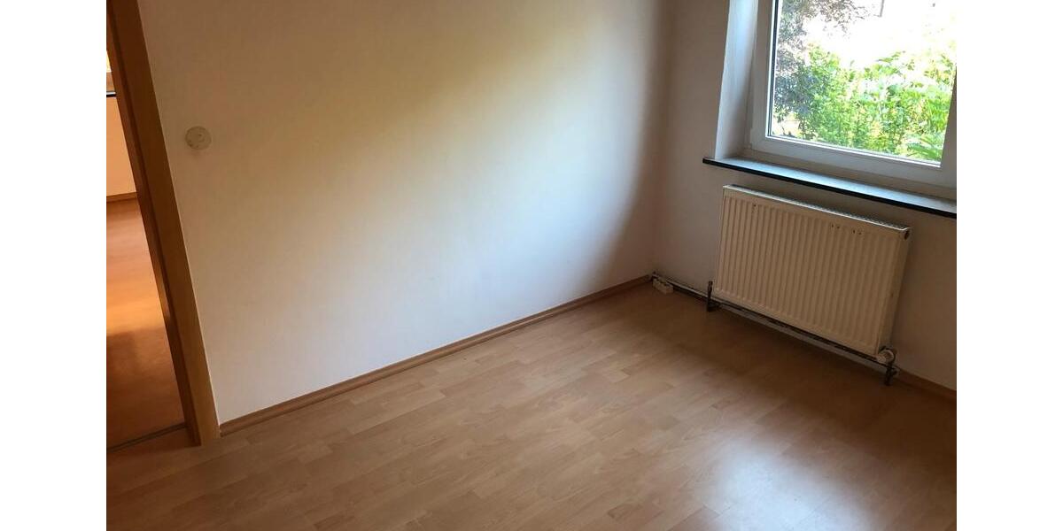 Einfamilienhaus Ensdorf - 3 Zimmer, 95 m&sup2;, 800&euro; | Angebot:25895288