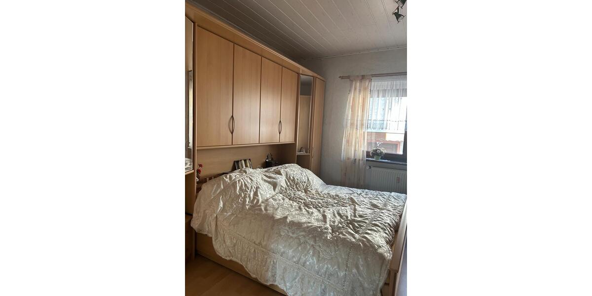 Mehrfamilienhaus, Wohnhaus Teuchern - 7 Zimmer, 249 m&sup2;, 100.000&euro; | Angebot:20715662