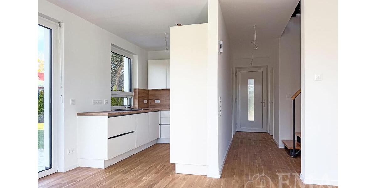 Reihenhaus Falkensee - 4 Zimmer, 109 m&sup2;, 2.299&euro; | Angebot:24711797