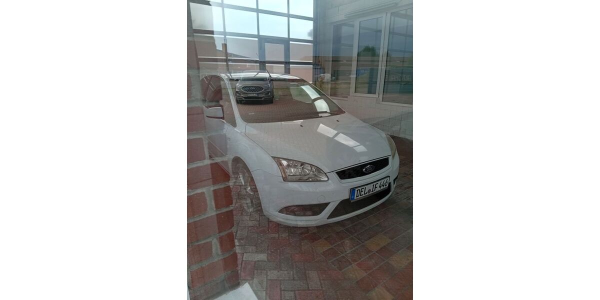 Ford Focus 230.000 km 2.000 &euro; Delmenhorst 27753