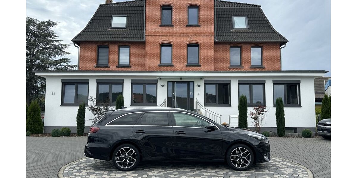 Kia ceed Sportswagon 168.068 km 13.950 &euro; Rotenburg Lispenhausen 36199