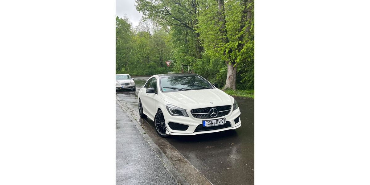 Mercedes-Benz CLA 200 193.000 km 14.200 &euro; Waldkappel 37284