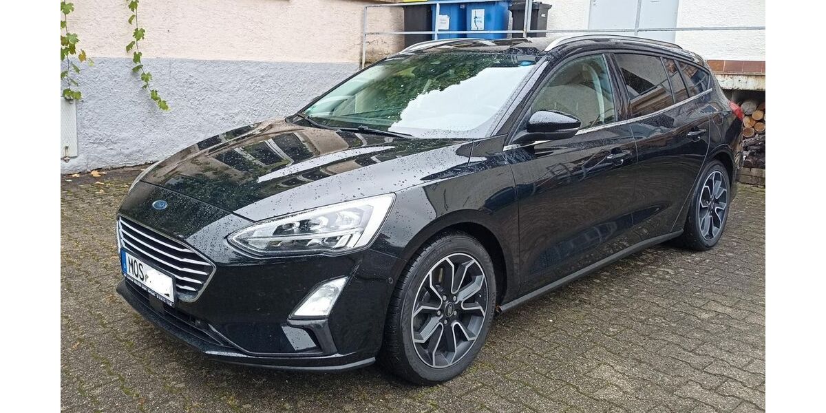 Ford Focus 153.000 km 8.000 &euro; Fahrenbach 74864
