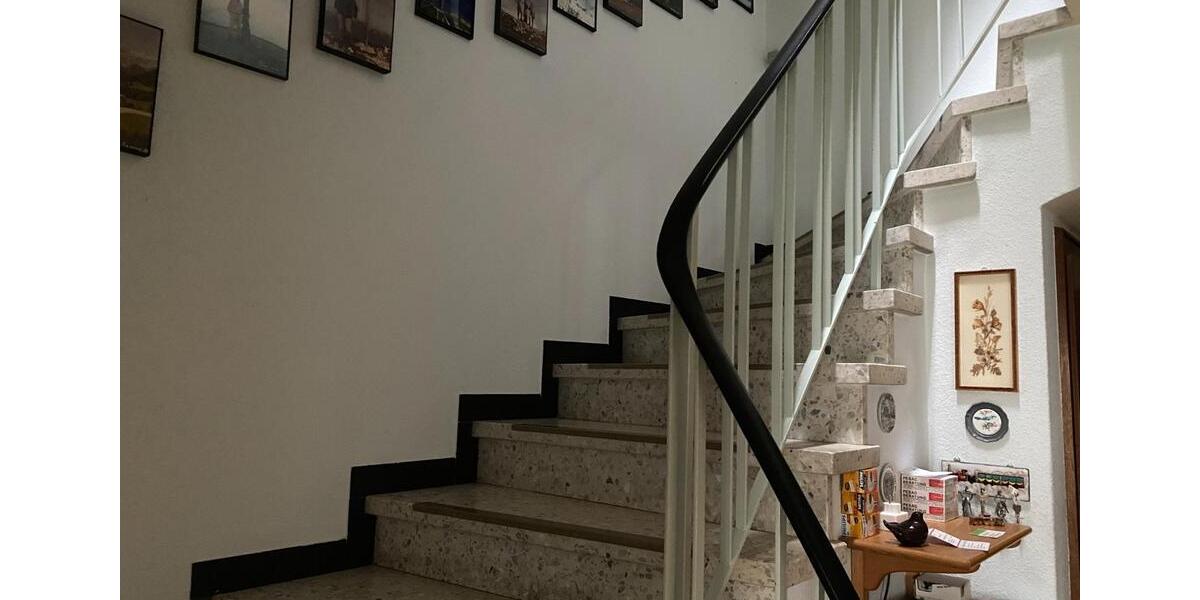 #VERMIETET# Charmantes Reihenmittelhaus mit Gestaltungsspielraum 5 zimmer