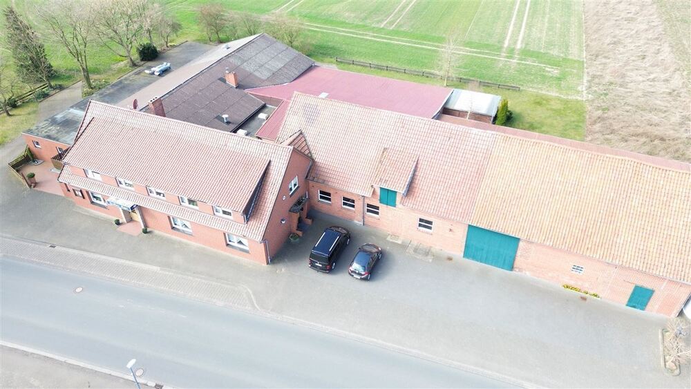 Vielseitige Bestandsimmobilie mit Historie und Entwicklungspotenzial - Gewerbeobjekt Stolzenau | Angebot:25925628