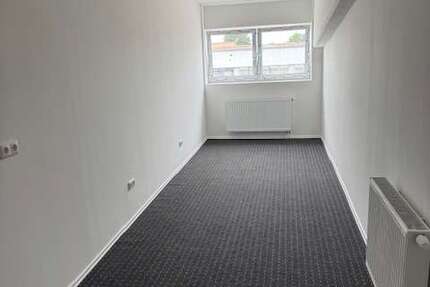Wohnung zum Mieten in Augsburg 500 € 20 m²