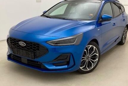Ford Focus 18.250 km 27.470 € Nürnberg 90431