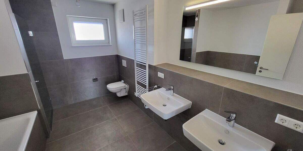 Etagenwohnung Neu-Ulm Burlafingen - 3 Zimmer, 137 m&sup2;, 1.935&euro; | Angebot:24807459