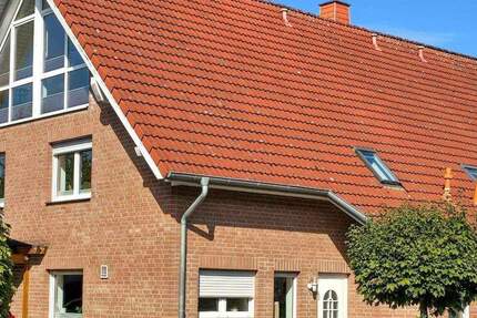 Neuwertig, modern, großzügig und bestens gelegen 5 zimmer