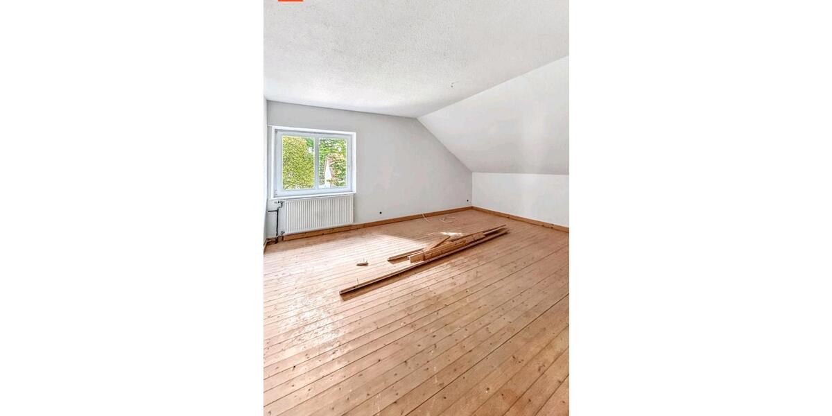 Einfamilienhaus Lorup - 11 Zimmer, 240 m&sup2;, 179.000&euro; | Angebot:26683147