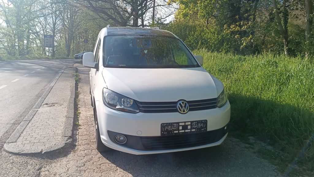 VW Caddy 187.000 km 8.999 &euro; Emmerich am Rhein 46446