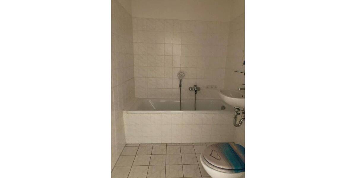 Etagenwohnung Dessau-Roßlau Süd - 3 Zimmer, 49 m&sup2;, 308&euro; | Angebot:26841875