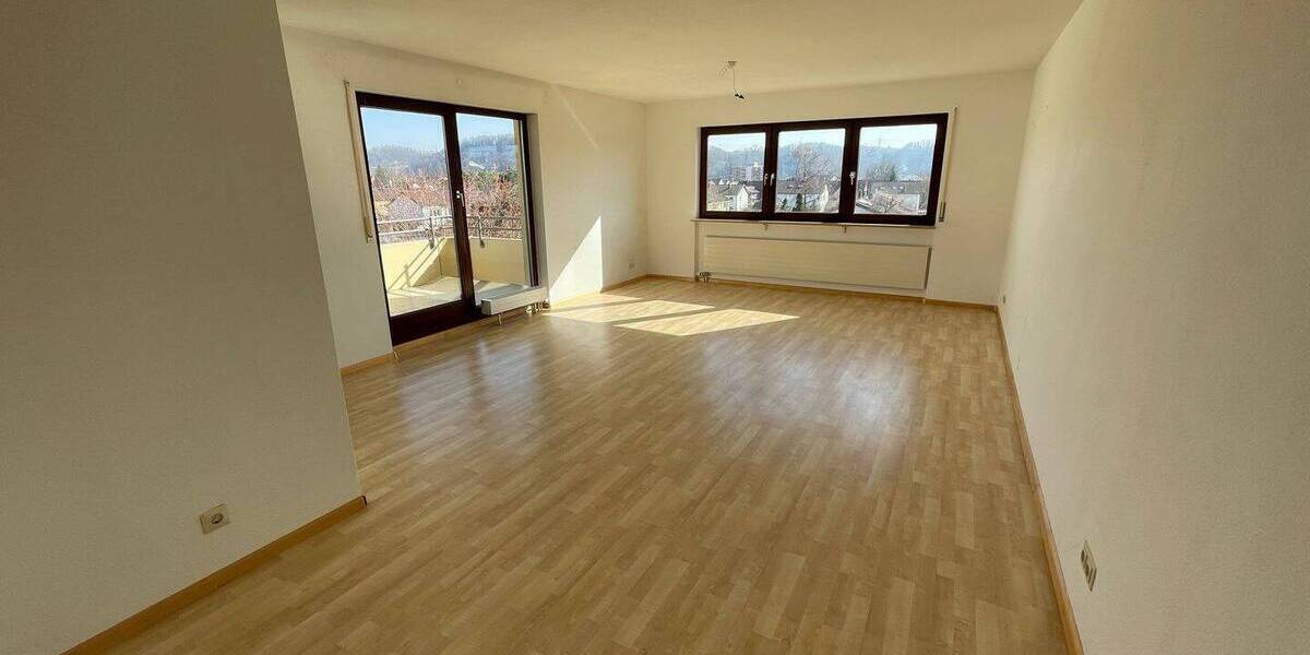 Etagenwohnung Steinen - 3 Zimmer, 79 m&sup2;, 250.000&euro; | Angebot:26018447