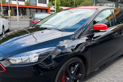 Ford Focus 96.000 km 9.990 &euro; Eitorf 53783