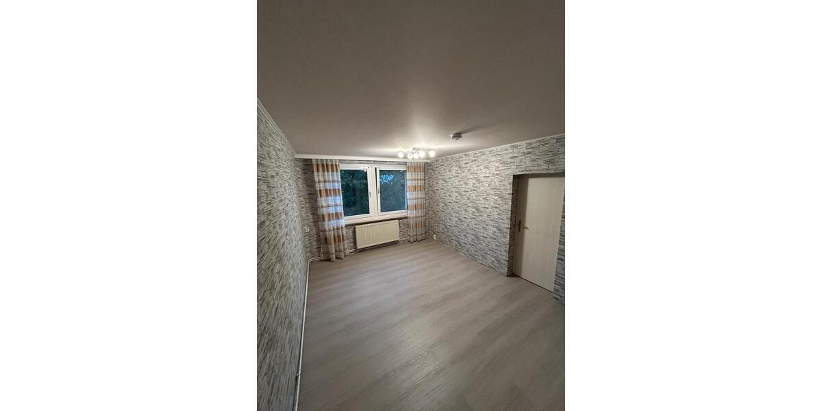Etagenwohnung Seehausen (Altmark) - 2 Zimmer, 51 m&sup2;, 320&euro; | Angebot:24816330