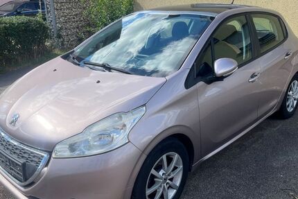 Peugeot 208 210.456 km 2.750 &euro; Crailsheim 74564