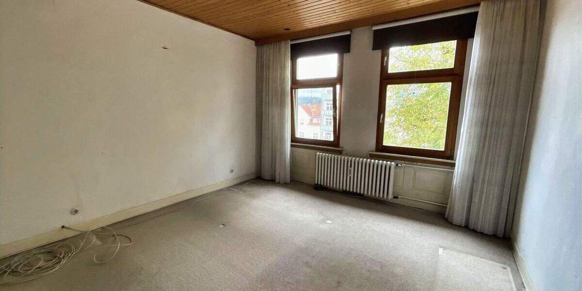 Etagenwohnung Eschwege - 6 Zimmer, 160 m&sup2;, 140.000&euro; | Angebot:25730302