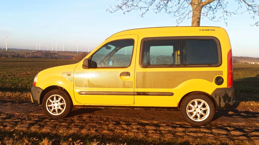Renault Kangoo 112.000 km 2.200 &euro; Mittweida 09648