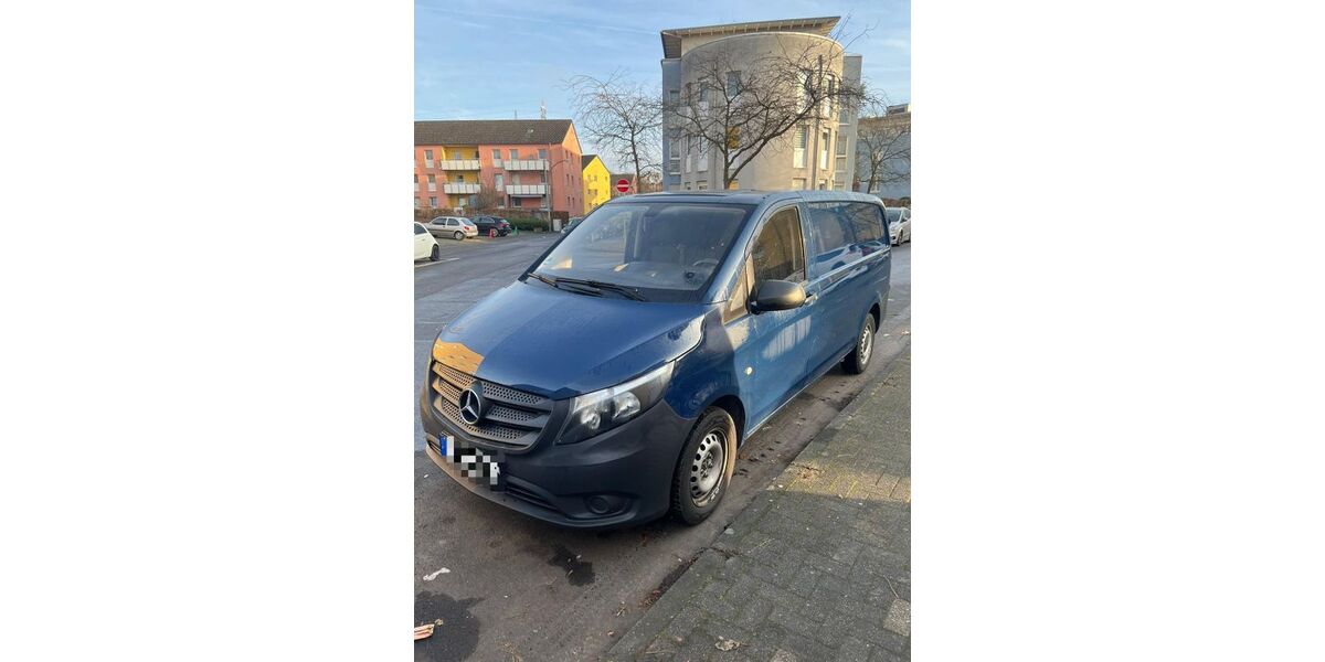 Mercedes-Benz Vito 224.000 km 6.999 &euro; Köln 51103