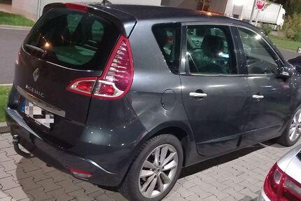 Renault Scenic 178.800 km 3.600 &euro; Frankfurt am Main 60314