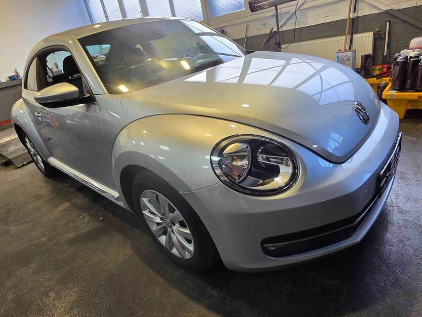 VW Beetle 79.700 km 13.600 € Neuss 41469