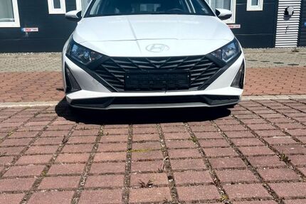 Hyundai i20 11.170 km 15.790 &euro; Halberstadt 38820