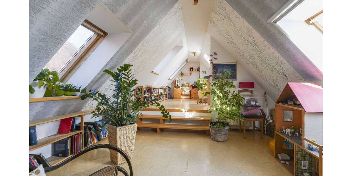 Einfamilienhaus Hohenaltheim Niederaltheim - 8 Zimmer, 192 m&sup2;, 295.000&euro; | Angebot:26424295