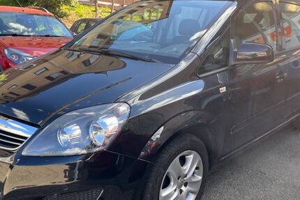 Opel Zafira 119.795 km 9.995 &euro; Altensteig 72213