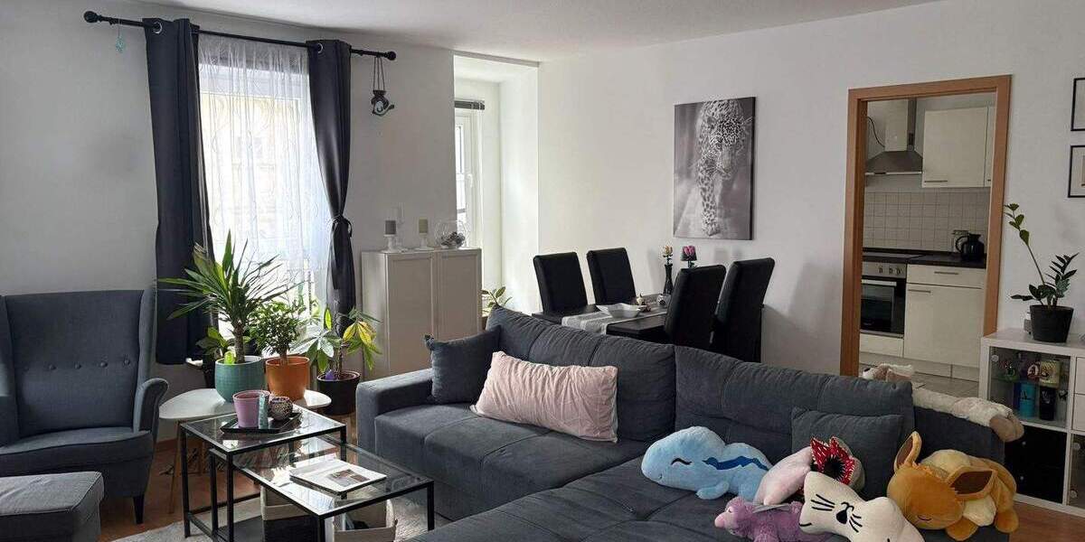 Etagenwohnung Fürth Südstadt - 2 Zimmer, 72 m&sup2;, 640&euro; | Angebot:25563302