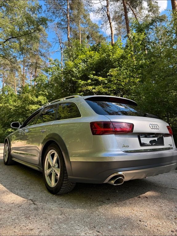 Audi A6 Allroad 222.000 km 17.500 € Titting 85135