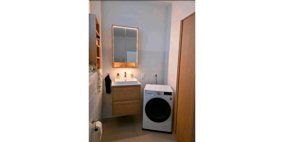 Etagenwohnung Bitterfeld-Wolfen Wolfen - 2 Zimmer, 62 m&sup2;, 105.000&euro; | Angebot:27143920