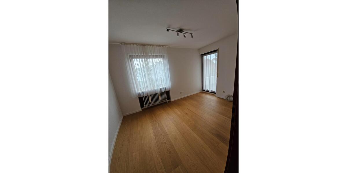 Doppelhaushälfte Eberdingen - 5.5 Zimmer, 140 m&sup2;, 1.600&euro; | Angebot:26644731