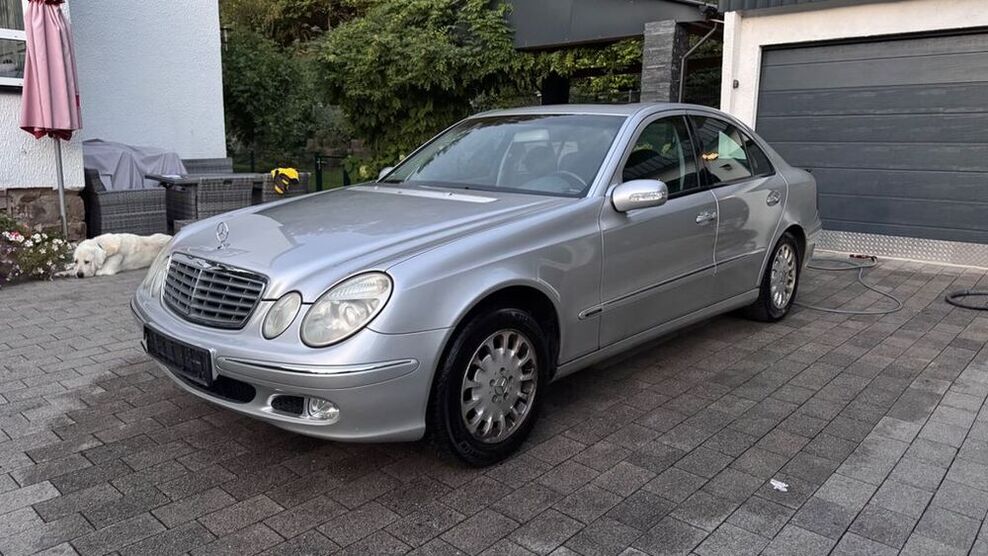 E 200