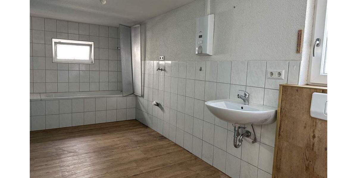 Mehrfamilienhaus, Wohnhaus Herbolzheim Bleichheim - 298.000&euro; | Angebot:25896287