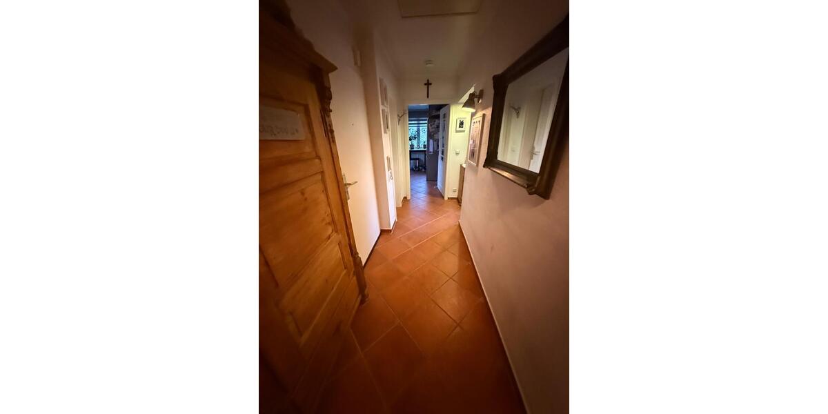 Dachgeschoßwohnung Duisburg Duisburg-Mitte - 4 Zimmer, 70 m&sup2;, 209.000&euro; | Angebot:24310220