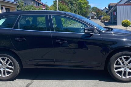 Volvo XC60 169.000 km 17.000 &euro; Adelsdorf 91325