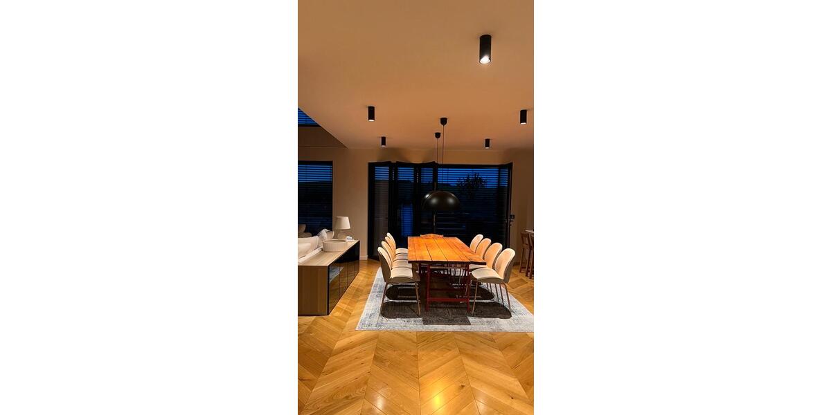 Einfamilienhaus Hankensbüttel - 8 Zimmer, 220 m&sup2;, 650.000&euro; | Angebot:26990772