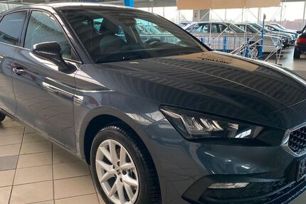 Seat Leon 2.850 km 26.490 &euro; Batzhausen 92358