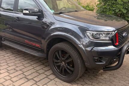 Ford Ranger 149.000 km 28.400 &euro; Braunschweig 38122